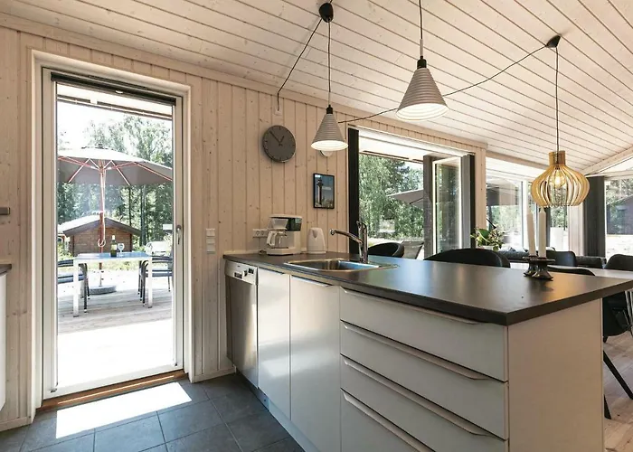 Сasa de vacaciones Three-bedroom In